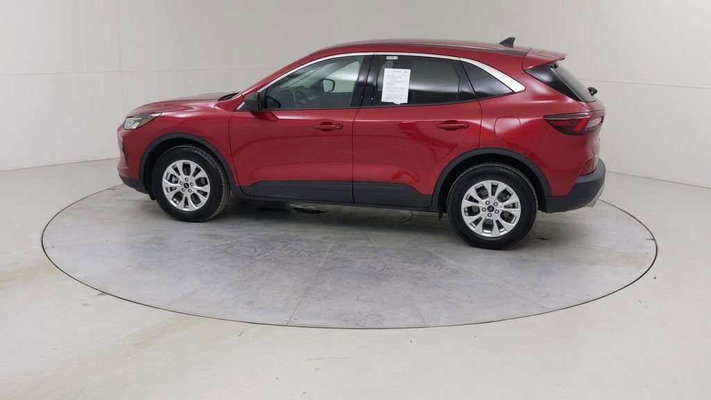 Certified 2023 Ford Escape Active image 17