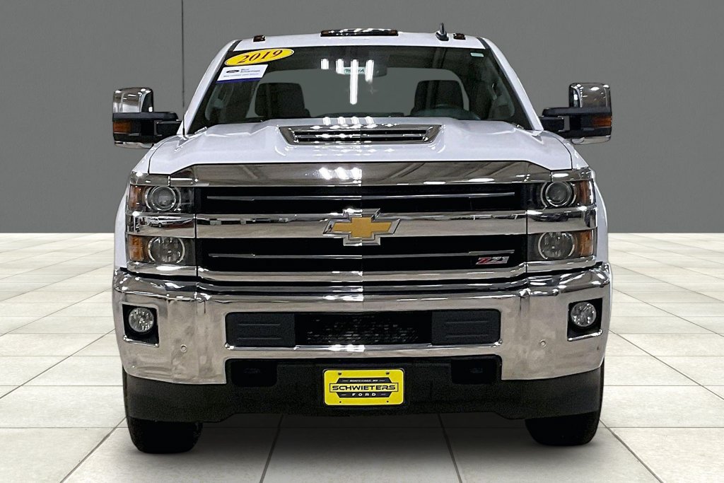 Used 2019 Chevrolet Silverado 3500 LTZ w/ Duramax Plus Package AWD/4WD image 3