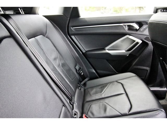 Used 2024 Audi Q3 2.0T Premium Plus w/ Premium Plus Package AWD/4WD image 10