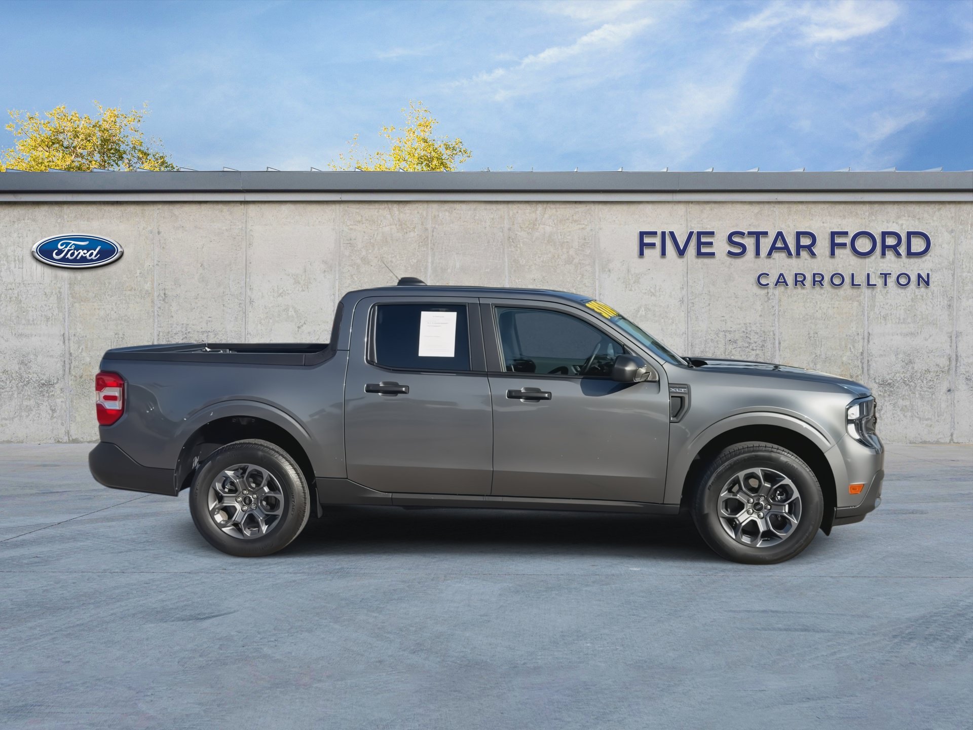 Certified 2025 Ford Maverick XLT w/ Equipment Group 302A AWD/4WD image 9