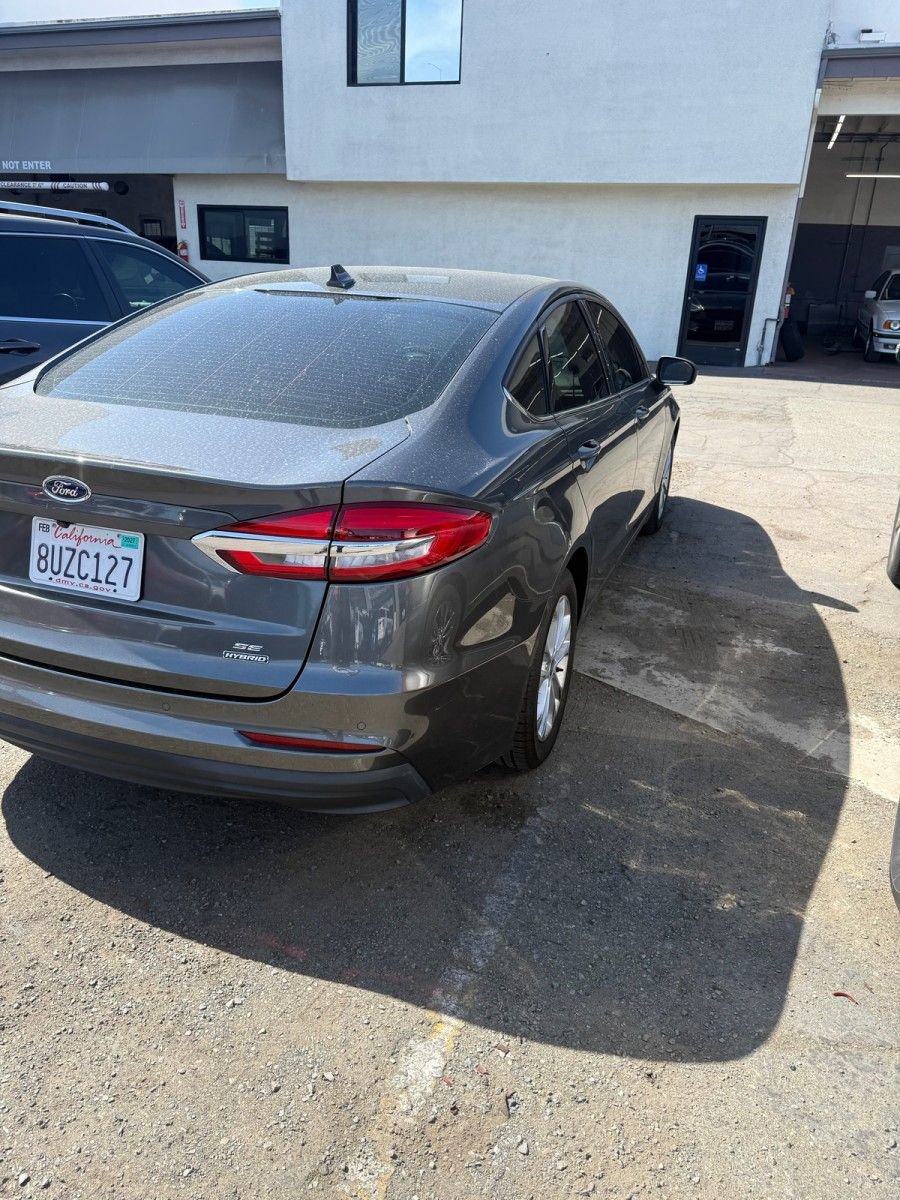 Certified 2020 Ford Fusion SE FWD image 6