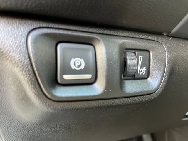 Used 2021 GMC Acadia AT4 w/ Preferred Package AWD/4WD image 29