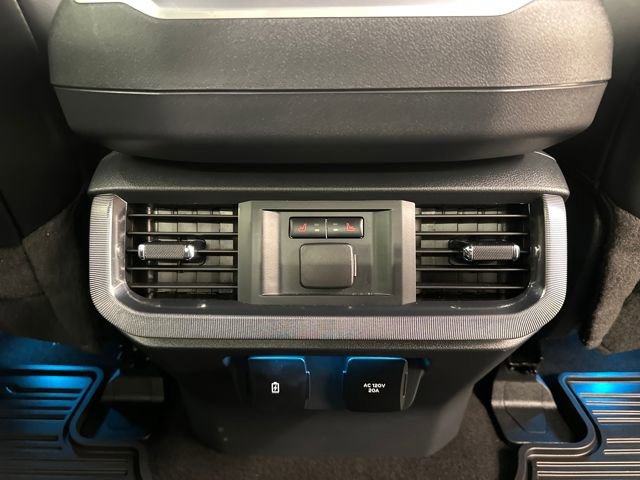 Certified 2025 Ford F150 Platinum w/ FX4 Off-Road Package image 15