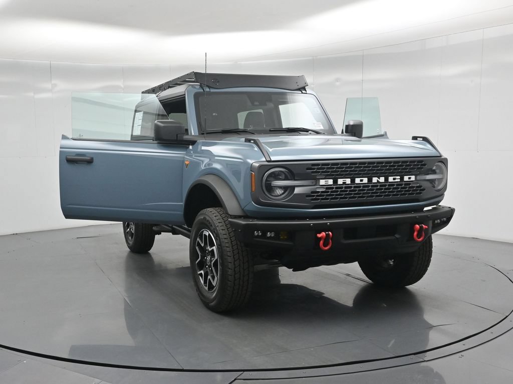Certified 2022 Ford Bronco Badlands AWD/4WD image 31