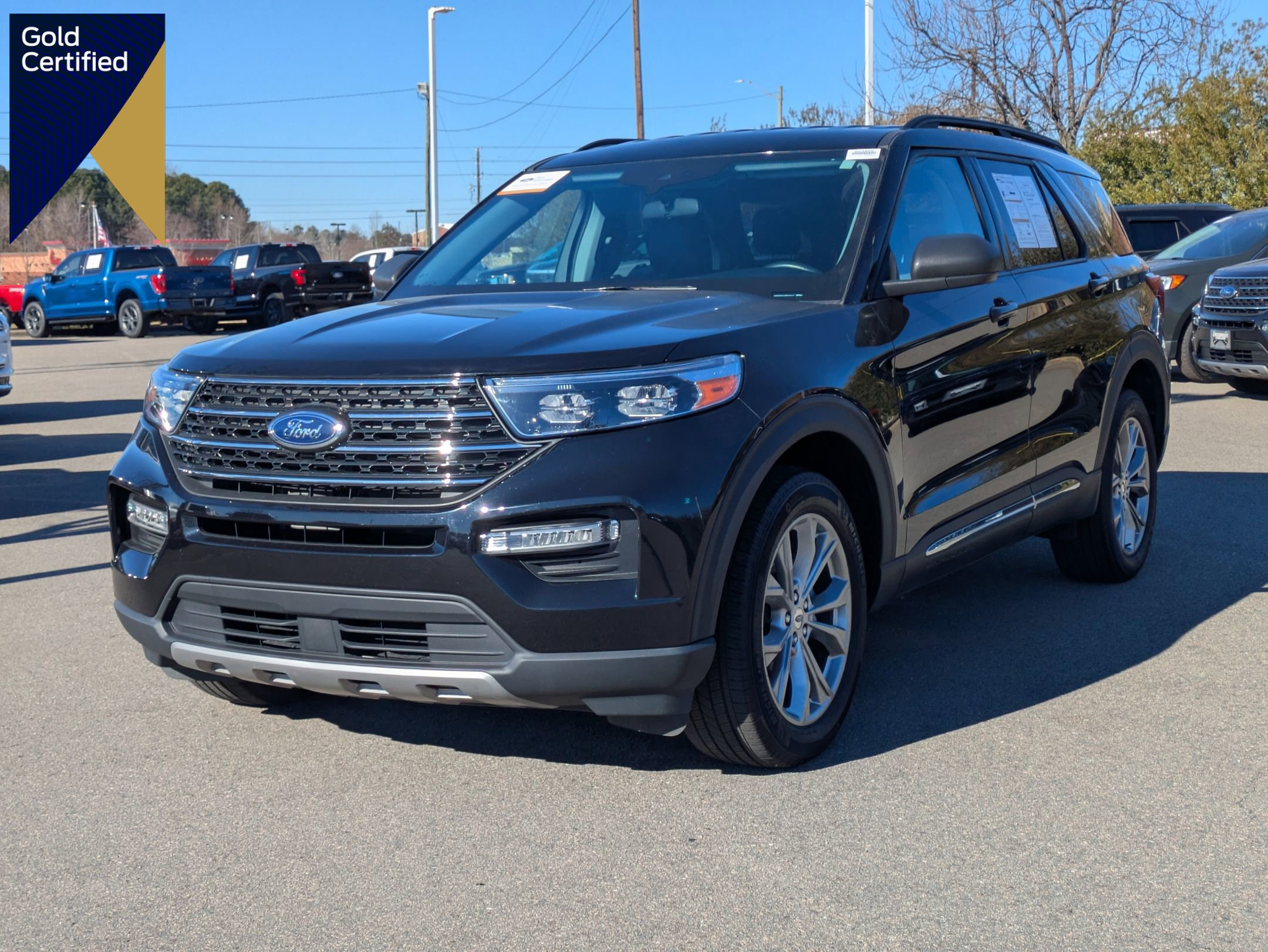 Certified 2023 Ford Explorer XLT w/ Equipment Group 202A image 1