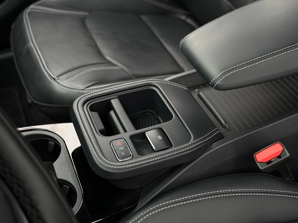 Certified 2025 Ford Mustang Mach-E Premium AWD/4WD image 28