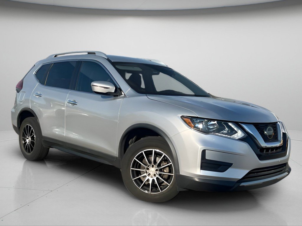 Used 2019 Nissan Rogue SV AWD/4WD image 2