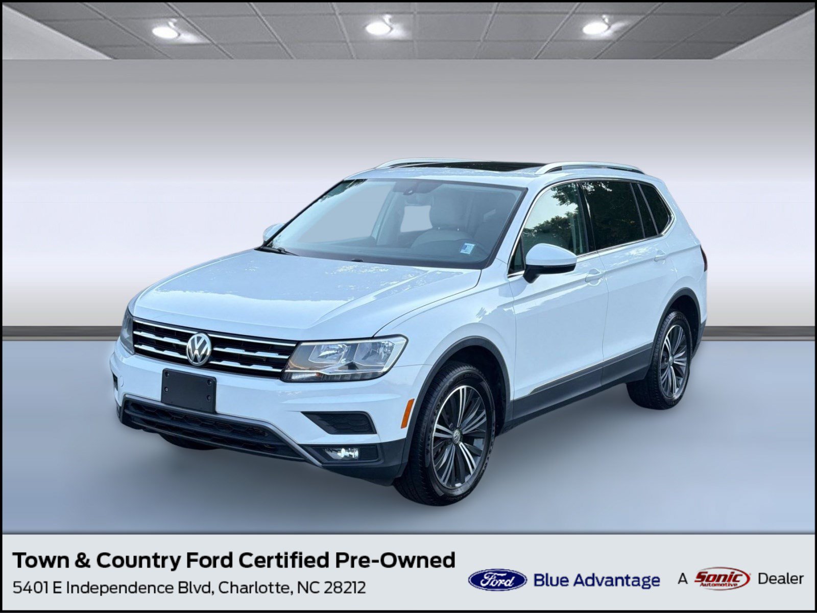 Used 2018 Volkswagen Tiguan SEL FWD image 1