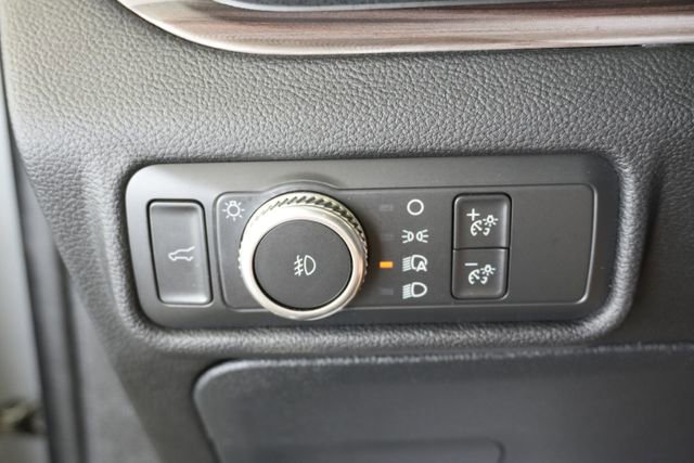 Certified 2021 Ford Explorer Limited w/ Equipment Group 301A AWD/4WD image 18