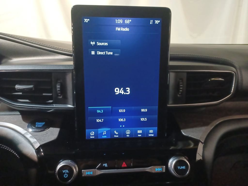 Certified 2023 Ford Explorer Platinum w/ Technology Package image 12