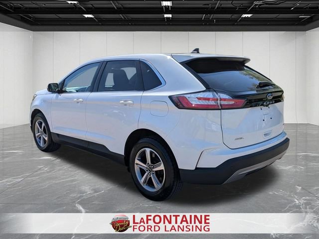 Certified 2024 Ford Edge SEL w/ Convenience Package AWD/4WD image 3