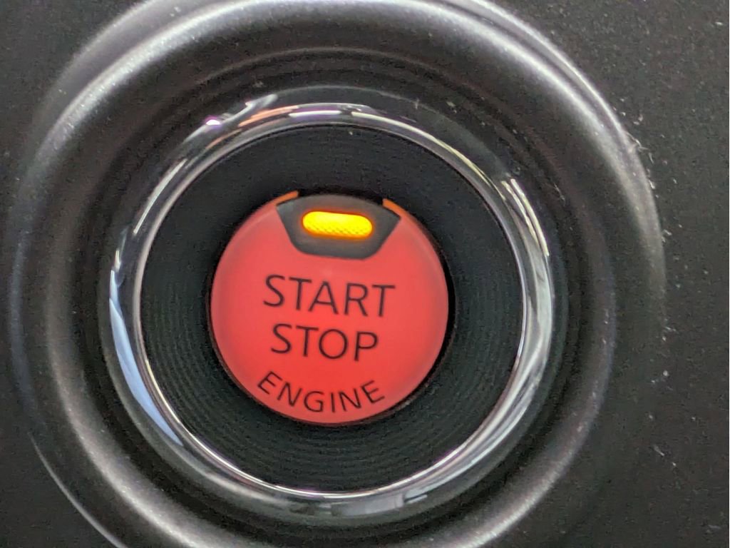 Used 2022 Nissan Titan PRO-4X image 21