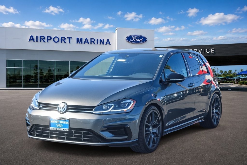 Used 2018 Volkswagen Golf R 4-Door AWD/4WD image 4
