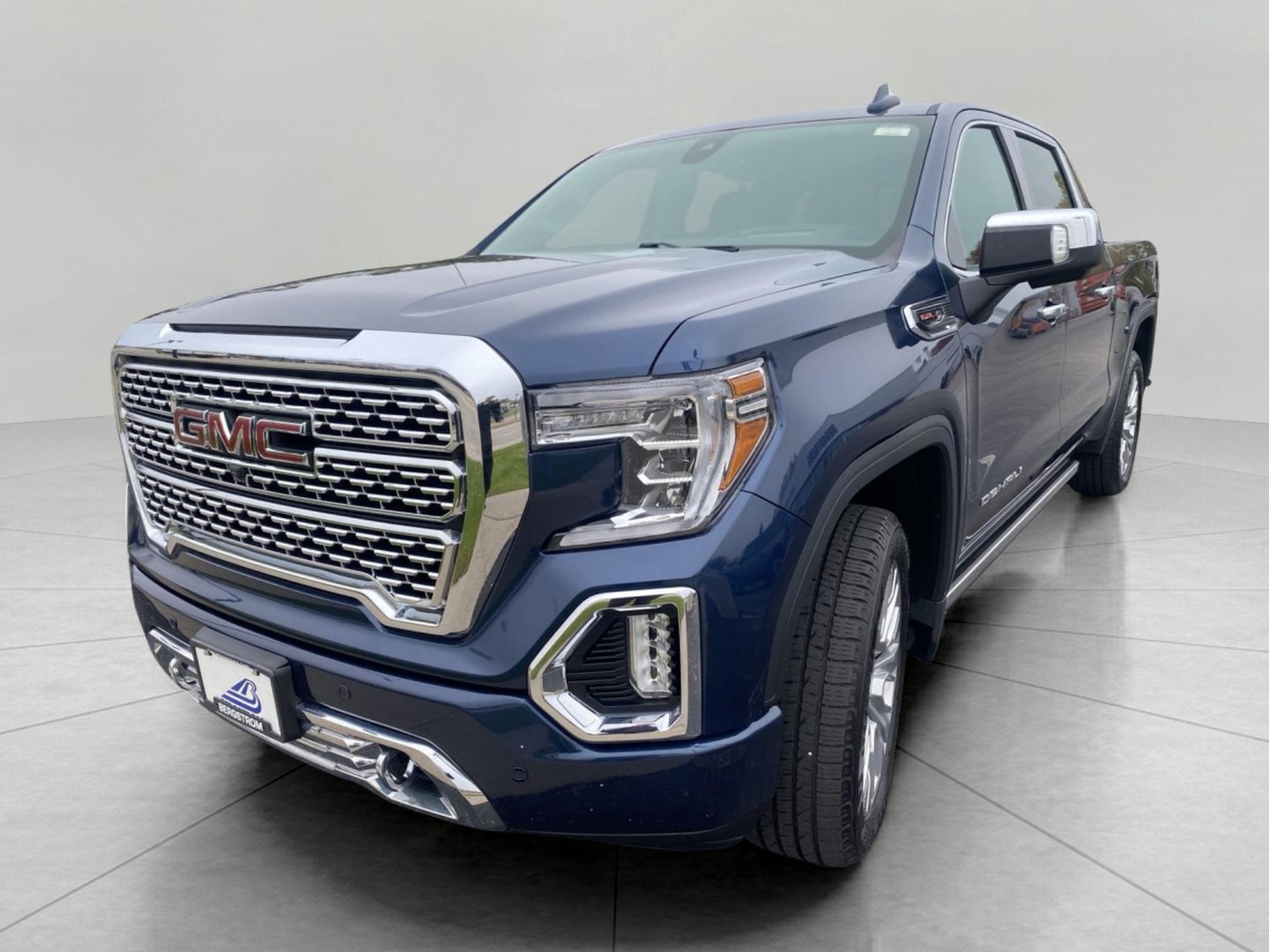 Used 2021 GMC Sierra 1500 Denali w/ Denali Ultimate Package AWD/4WD image 4