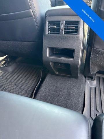 Used 2024 Mitsubishi Outlander SE AWD/4WD image 7