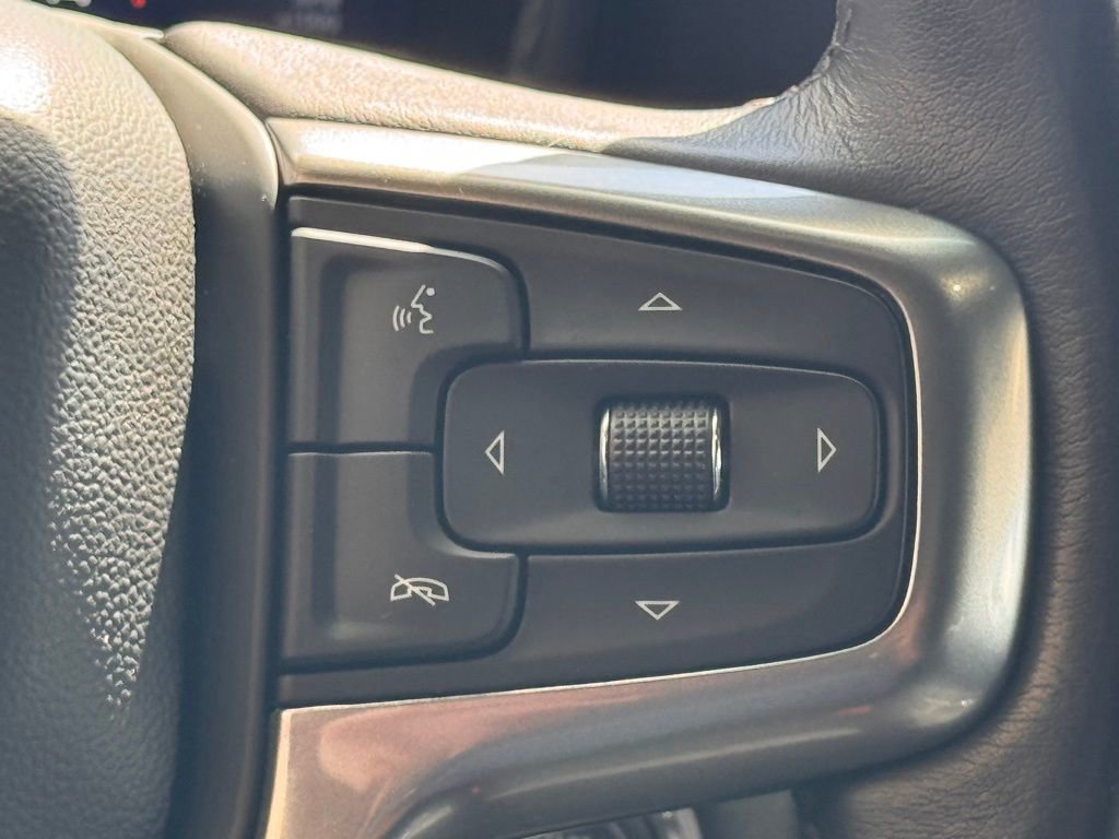 Used 2022 Chevrolet Tahoe Z71 w/ Luxury Package image 24