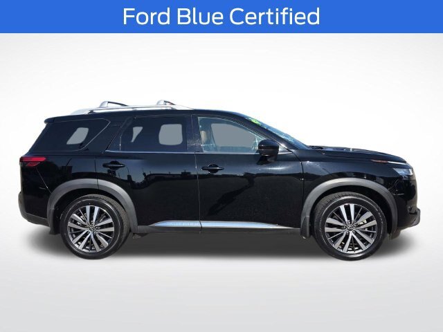 Used 2022 Nissan Pathfinder Platinum w/ Cargo Package AWD/4WD image 2