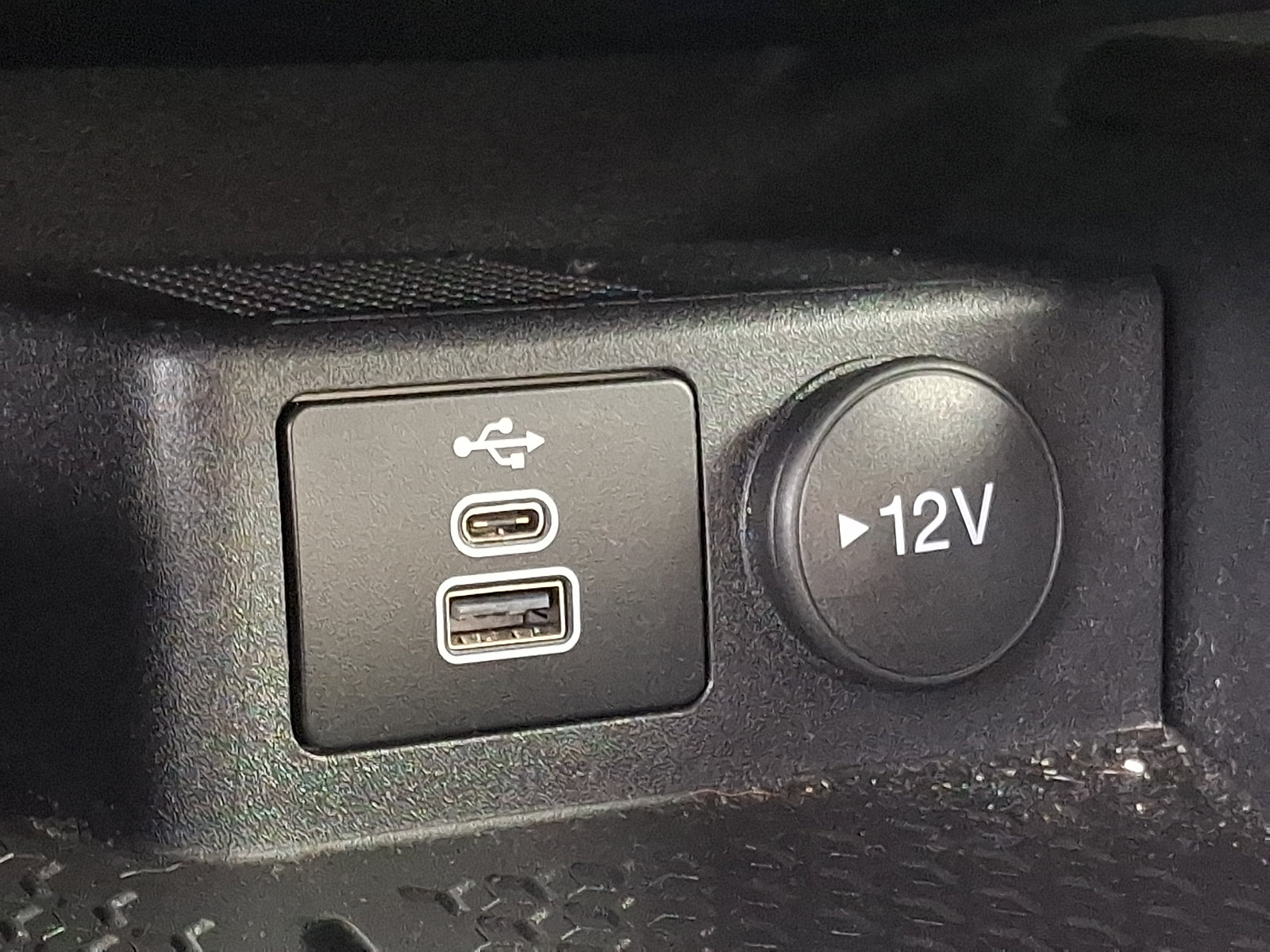 Certified 2024 Ford Bronco Sport Outer Banks AWD/4WD image 26