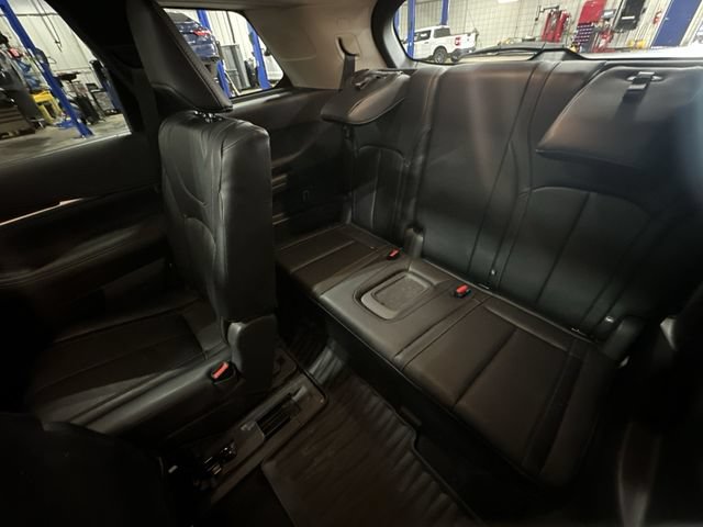 Used 2023 INFINITI QX60 Sensory w/ Vision Package AWD/4WD image 31