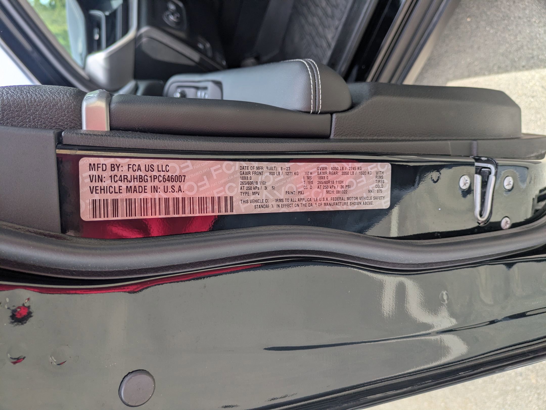 Used 2023 Jeep Grand Cherokee Limited w/ Luxury Tech Group II AWD/4WD image 45