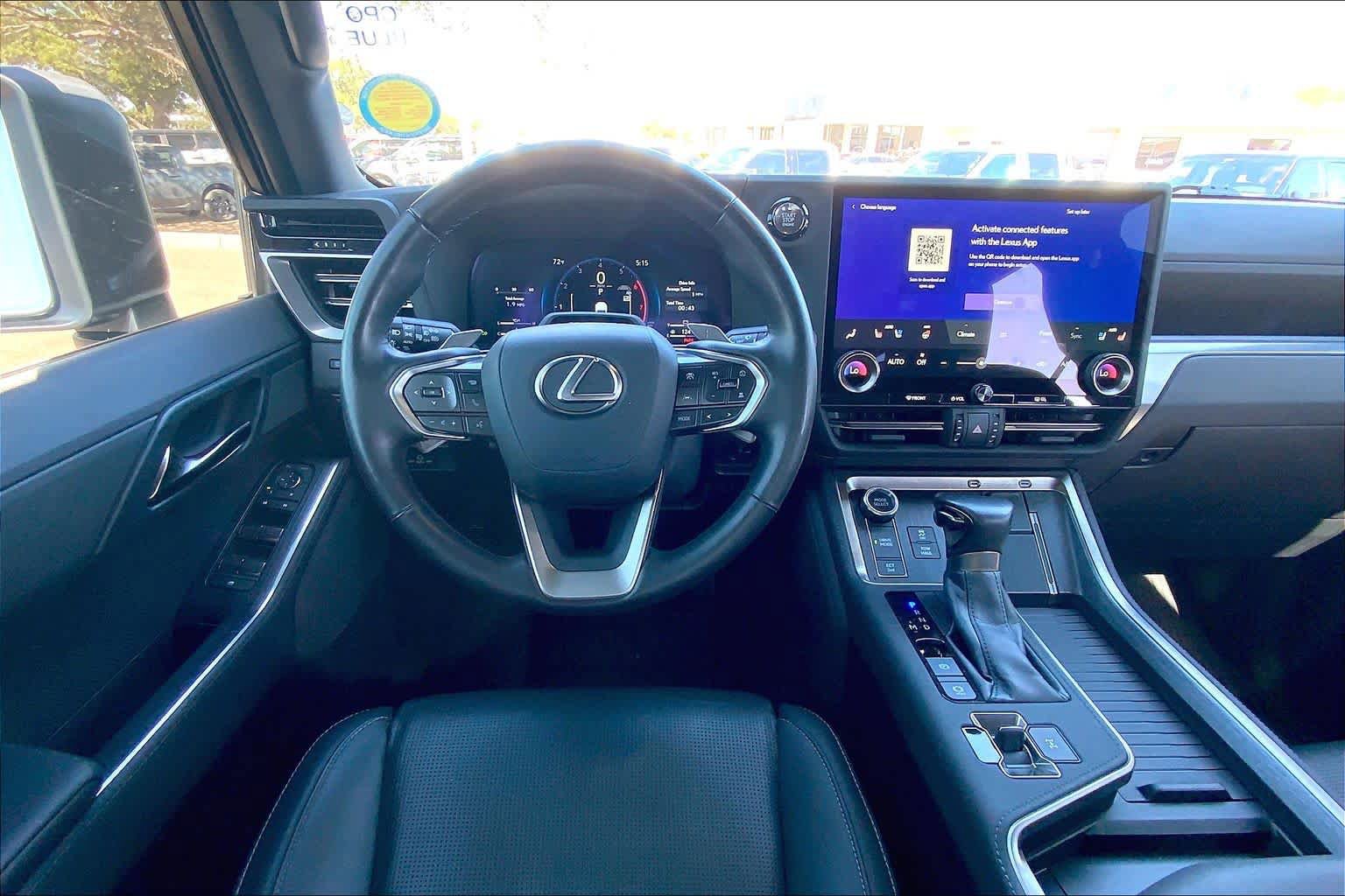 Used 2024 Lexus GX 550 AWD/4WD image 6
