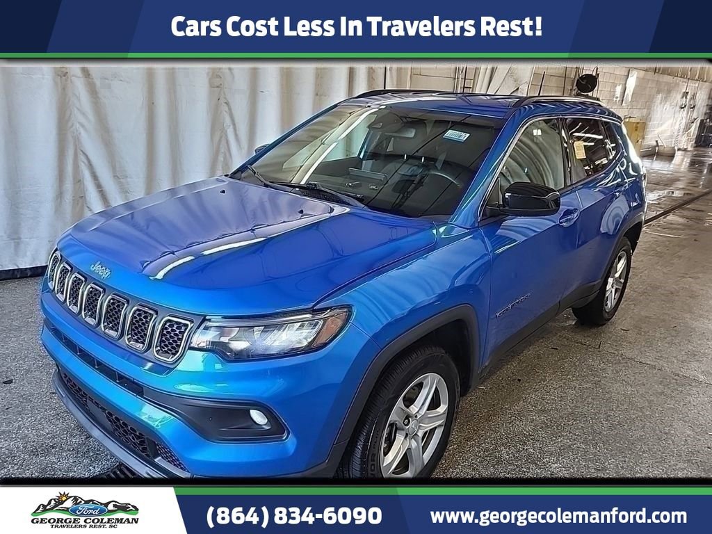 Used 2023 Jeep Compass Latitude AWD/4WD image 1