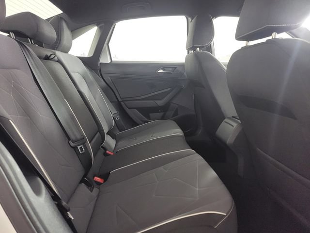 Used 2025 Volkswagen Jetta Sport FWD image 16