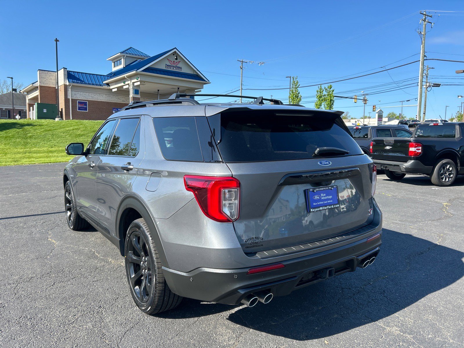 Certified 2022 Ford Explorer ST w/ Equipment Group 401A AWD/4WD image 12