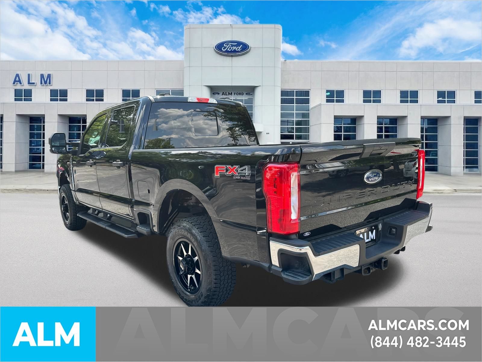 Certified 2023 Ford F250 XLT w/ FX4 Off-Road Package AWD/4WD image 8