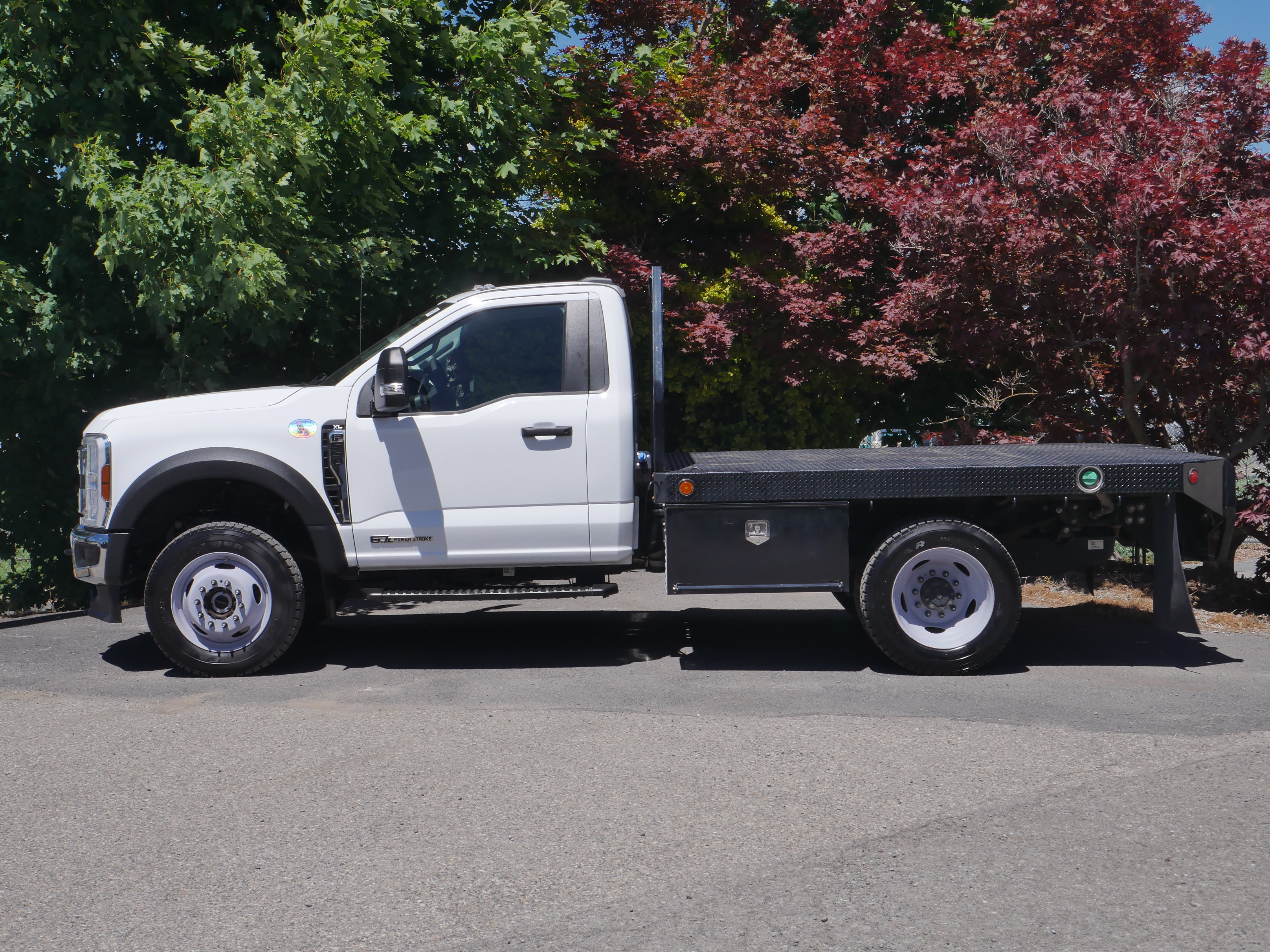 Certified 2024 Ford F550 4x4 Regular Cab Super Duty image 14