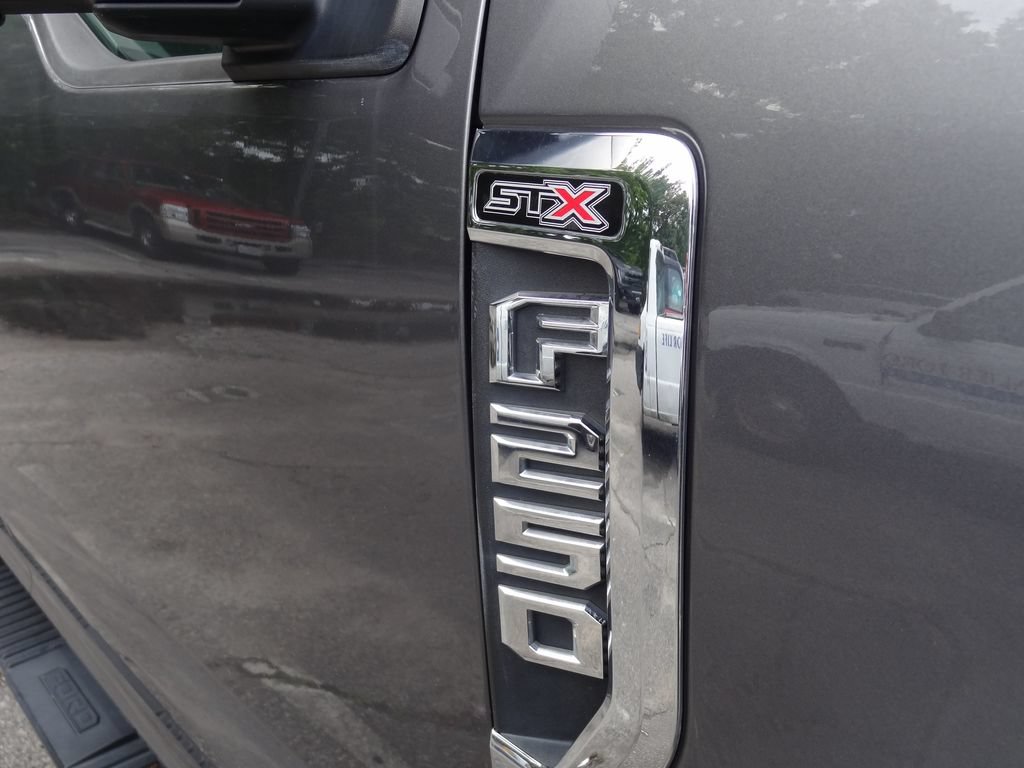 Certified 2021 Ford F250 XL w/ STX Appearance Package AWD/4WD image 16