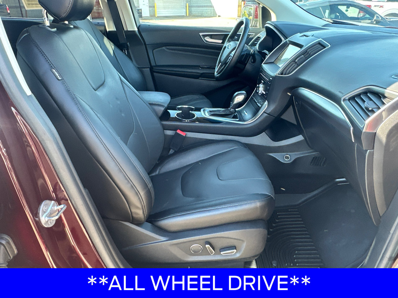 Certified 2017 Ford Edge Titanium w/ Equipment Group 301A AWD/4WD image 15