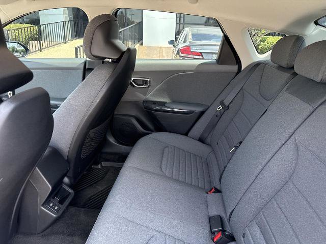Used 2025 Kia K4 EX FWD image 5