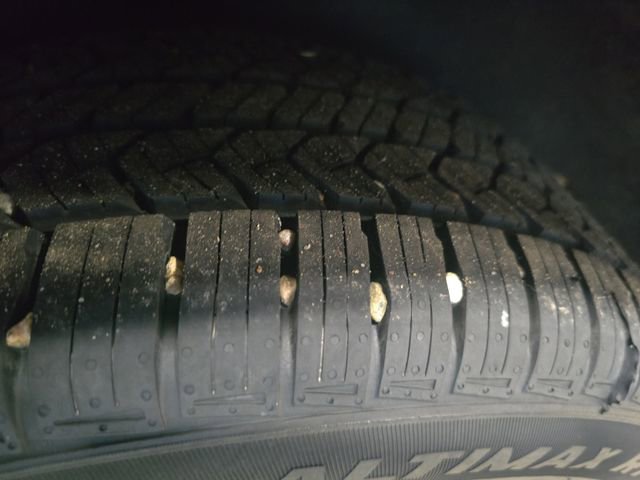 Used 2020 Chevrolet Equinox Premier w/ Premier Redline Edition image 29