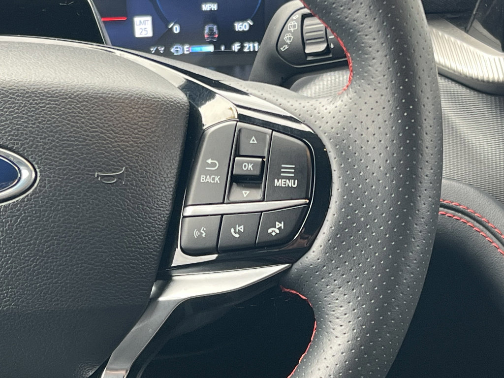 Certified 2025 Ford Explorer ST-Line image 24