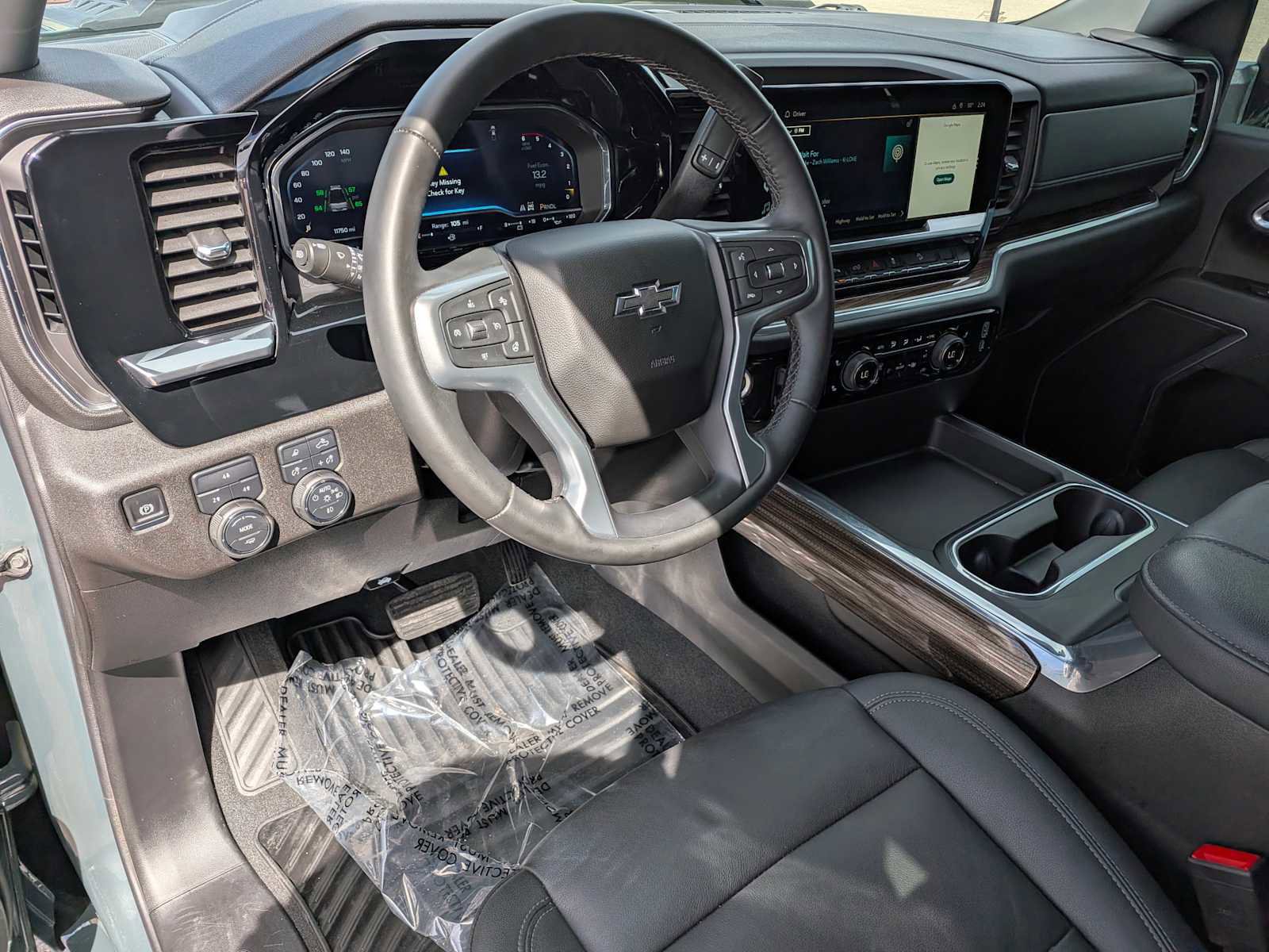 Used 2025 Chevrolet Silverado 2500 LT w/ Trail Boss Package image 9