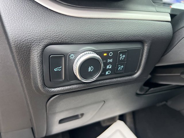 Certified 2022 Ford Explorer XLT w/ Equipment Group 202A image 7