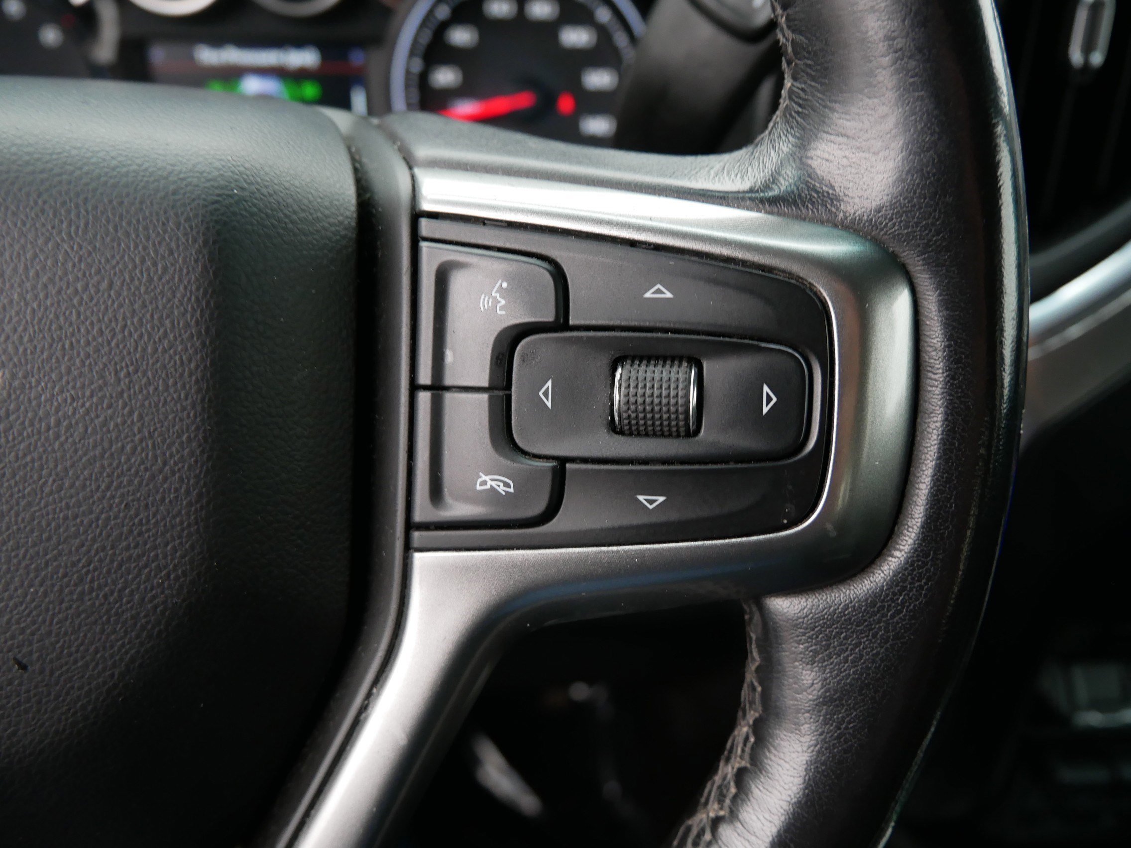 Used 2021 Chevrolet Silverado 1500 RST image 28