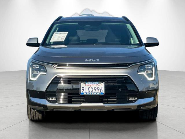 Used 2024 Kia Niro SX Touring image 8
