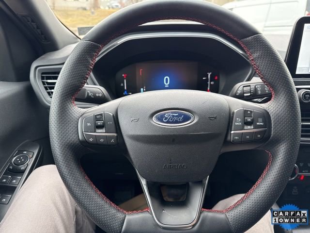 Certified 2025 Ford Escape ST-Line Select AWD/4WD image 20