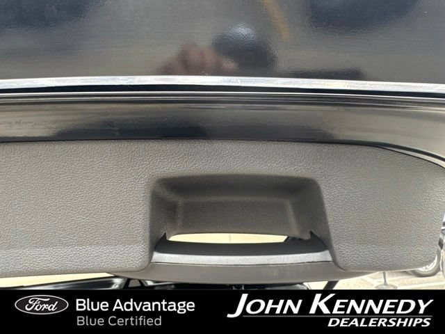 Certified 2018 Ford Escape SE w/ SE Sync 3 Package AWD/4WD image 37