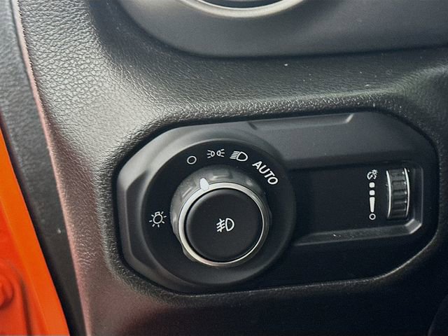 Used 2023 Jeep Wrangler Sport AWD/4WD image 16