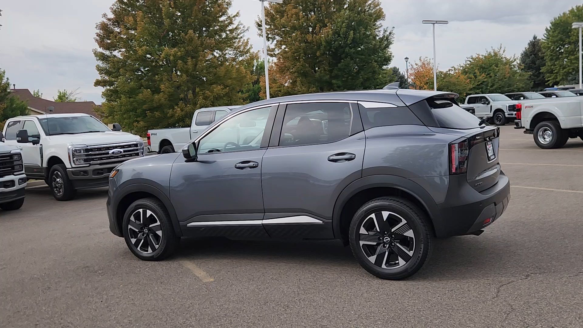 Used 2025 Nissan Kicks SV AWD/4WD image 22