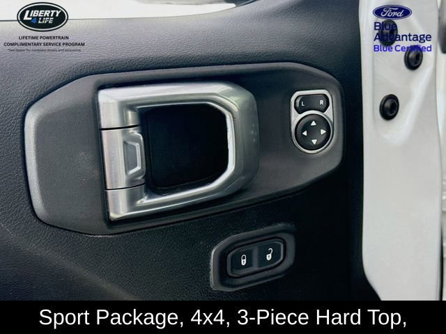 Used 2023 Jeep Gladiator Sport image 17