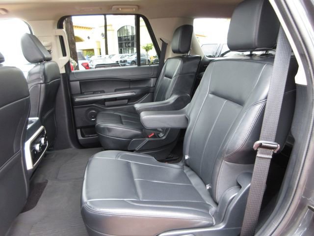 Certified 2023 Ford Expedition XLT image 26
