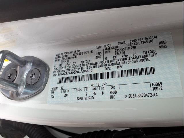 Certified 2022 Ford Escape Titanium w/ Titanium Elite Package AWD/4WD image 33