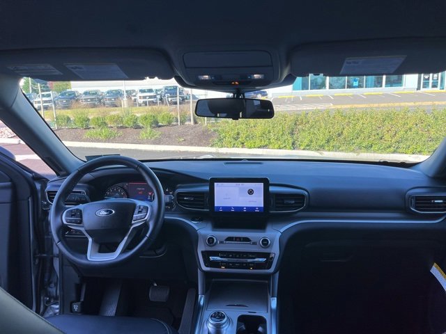 Certified 2023 Ford Explorer XLT w/ Equipment Group 202A image 19