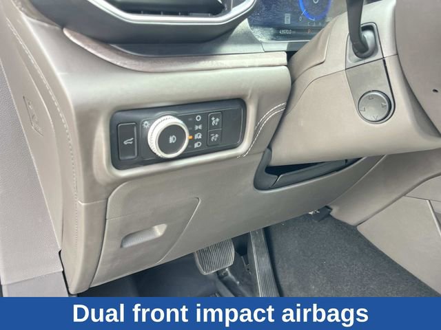 Certified 2023 Ford Explorer Platinum w/ Technology Package AWD/4WD image 38