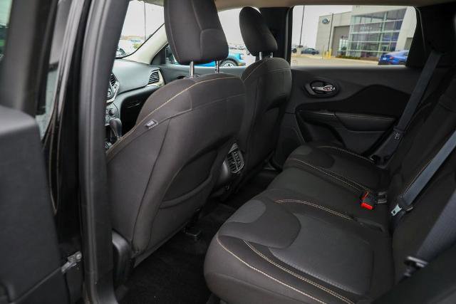 Used 2017 Jeep Cherokee Latitude image 25