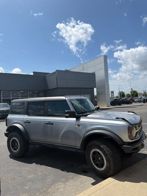 Certified 2022 Ford Bronco Badlands AWD/4WD image 6